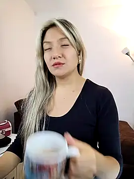 valeriahunter1 online show from December 2024 06:45:02 AM