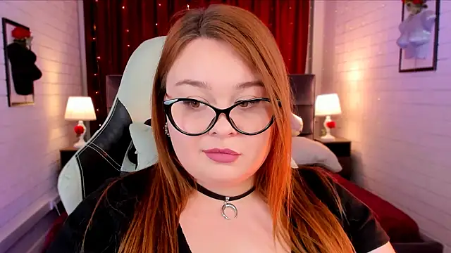 Snapshot of KimberlyMaran chatting on March 2025 03:38:02 PM KimberlyMaran online show from March 2025 03:38:02 PM