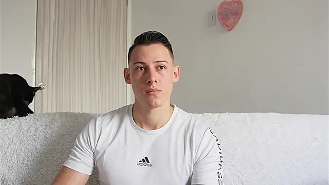 Muscle King Cum online show from March 2026 01:49:01 PM