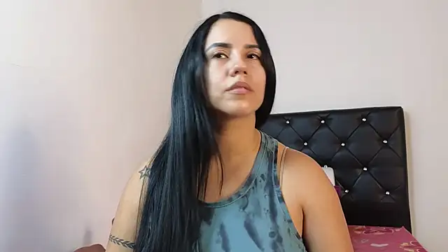 Snapshot of tatiana_big_ass_boobs chatting on January 2026 04:31:02 PM tatiana big ass boobs online show from January 2026 04:31:02 PM