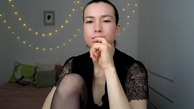 AliciaNewell online show from July 2026 04:18:01 AM