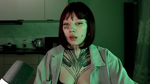 tradishka online show from February 2025 01:44:01 AM