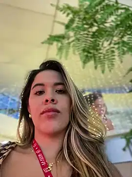 Snapshot of Emilia_Bakerr chatting on December 2024 10:54:02 PM Emilia Bakerr online show from December 2024 10:54:02 PM