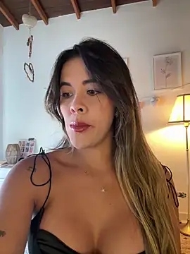 Emilia Bakerr online show from March 2026 06:44:01 PM