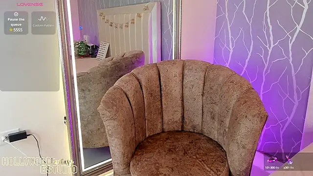 sofiacleyton1 online show from December 2024 03:42:02 PM