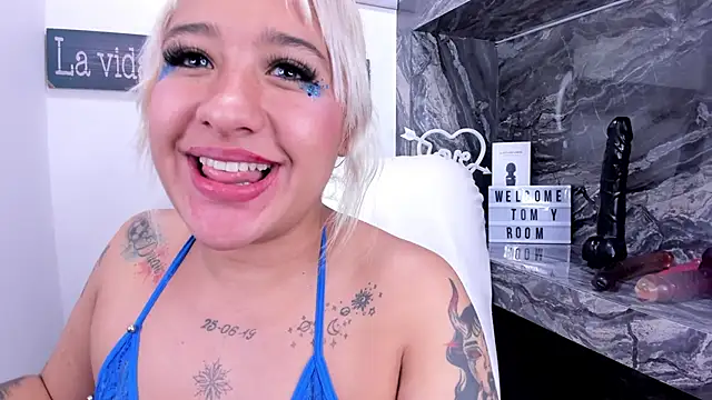 miss danika online show from January 2025 02:08:02 PM