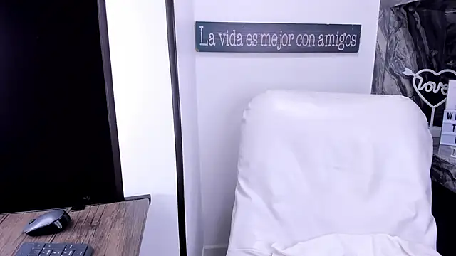 miss danika online show from February 2025 11:10:02 AM