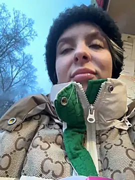 LikaCat online show from January 2025 10:11:02 AM