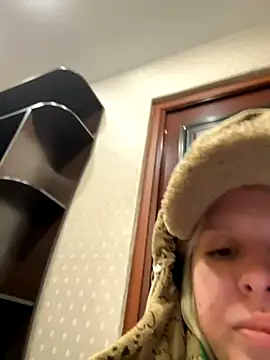 LikaCat online show from October 2025 03:06:01 AM