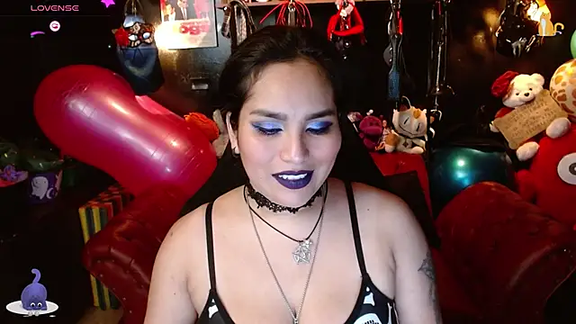 kureiji hentaii online show from December 2025 12:51:01 AM