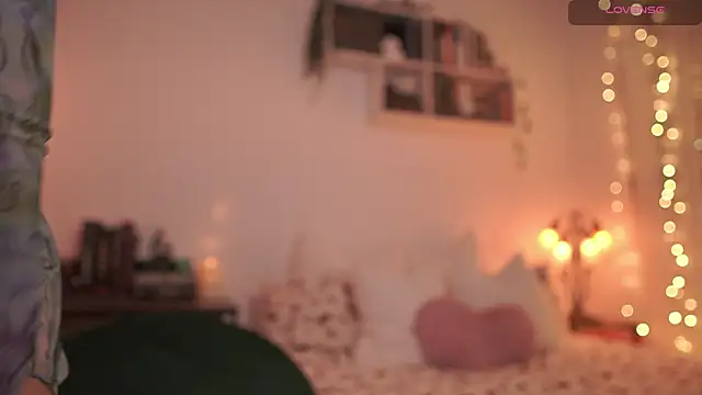 EmilyxRose - online show from March 2025 12:08:01 AM