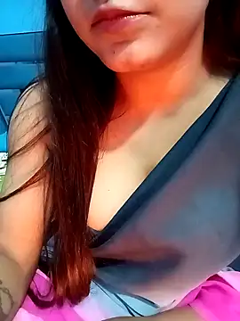 Snapshot of Gulabo-jaan chatting on December 2024 12:36:01 PM Gulabo-jaan online show from December 2024 12:36:01 PM
