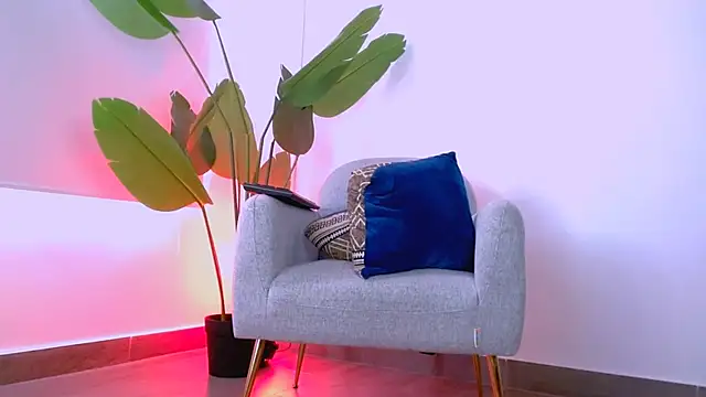 Sara ow online show from February 2026 08:05:01 PM