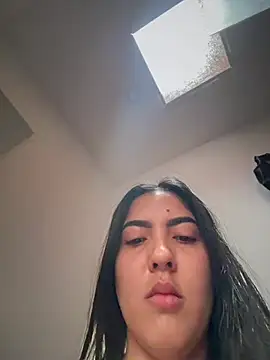 Snapshot of MarianaBenz chatting on March 2026 01:49:01 PM MarianaBenz online show from March 2026 01:49:01 PM