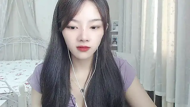 Snapshot of Jenny-Z chatting on May 2026 01:45:01 AM Jenny-Z online show from May 2026 01:45:01 AM