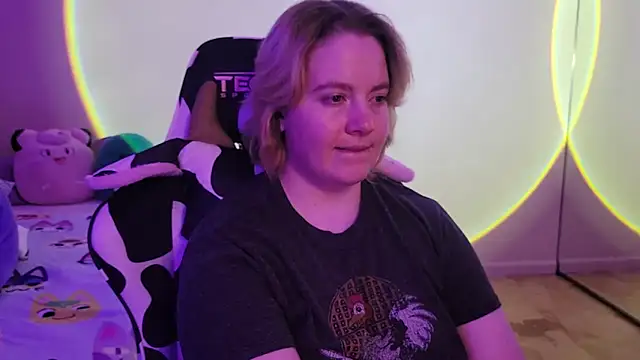 InternetFairy XO online show from January 2025 10:37:02 AM