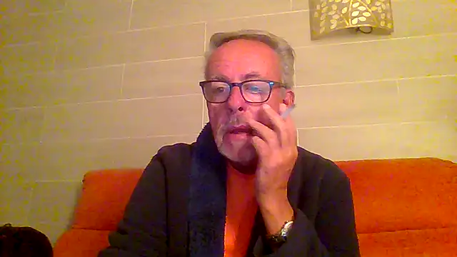 tuggy59 online show from December 2025 05:26:01 AM