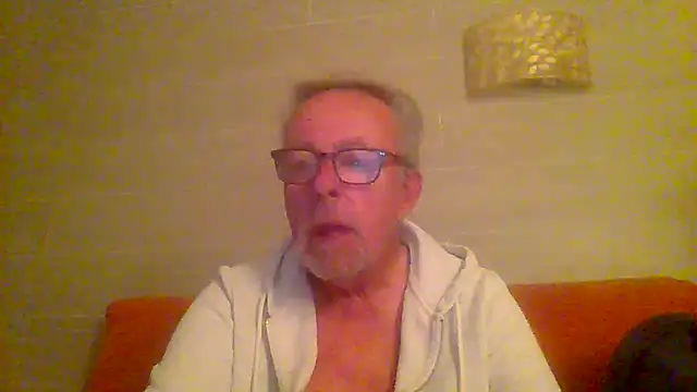 tuggy59 online show from April 2026 03:26:01 AM