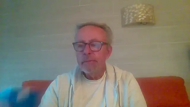 tuggy59 online show from April 2026 06:02:02 AM