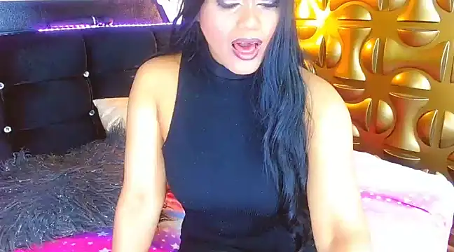 Snapshot of black_ambar chatting on January 2025 03:07:01 AM black ambar online show from January 2025 03:07:01 AM