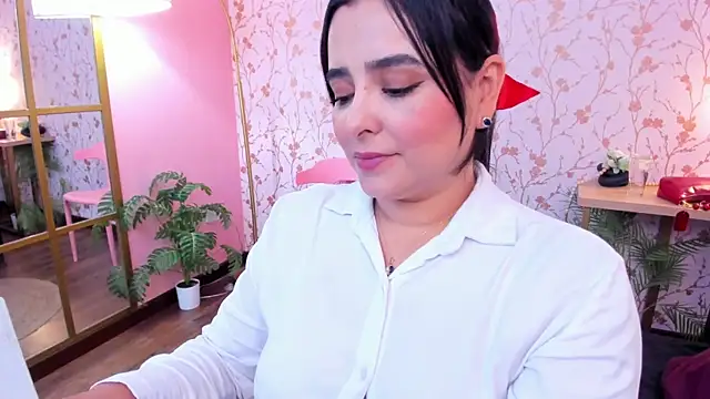 taylor bennet online show from January 2026 11:59:02 AM