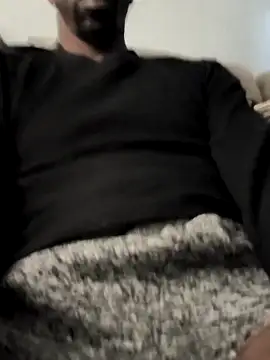 Snapshot of icyMike43 chatting on January 2026 07:11:01 PM icyMike43 online show from January 2026 07:11:01 PM