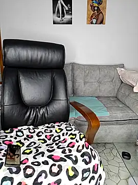 Snapshot of bebygirl143s chatting on February 2026 10:07:01 PM bebygirl143s online show from February 2026 10:07:01 PM