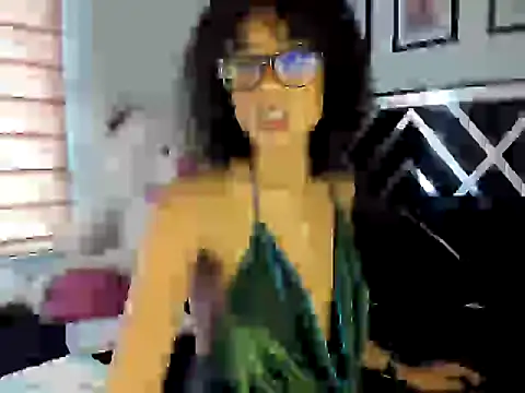 Kasandralopez online show from March 2025 06:48:02 PM