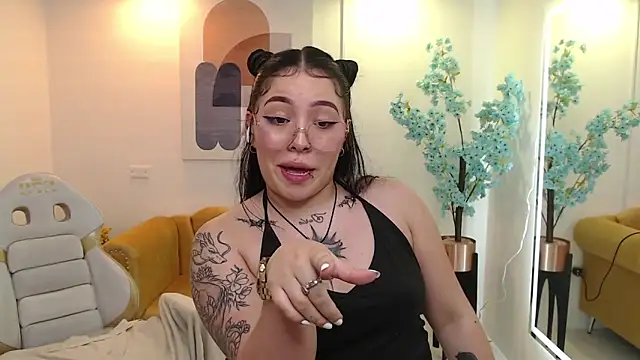 Isa reel online show from March 2025 10:16:01 PM