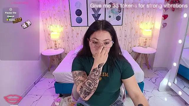 Isa reel online show from March 2025 08:09:01 PM