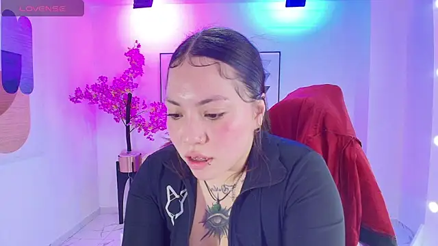 Isa reel online show from October 2025 07:56:02 PM