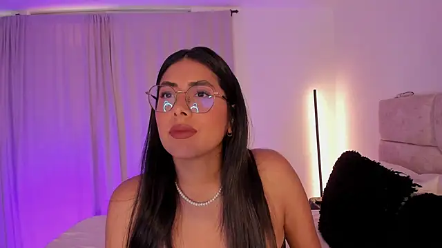 tina olsen07 online show from April 2026 10:01:02 PM