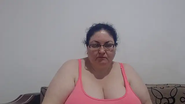 Snapshot of Nykyxo chatting on June 2026 11:45:02 AM Nykyxo online show from June 2026 11:45:02 AM