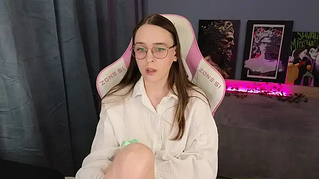 Snapshot of Sweet_frosti chatting on May 2026 03:55:02 AM Sweet frosti online show from May 2026 03:55:02 AM