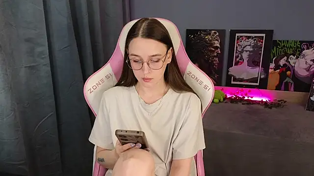 Snapshot of Sweet_frosti chatting on June 2026 03:24:02 AM Sweet frosti online show from June 2026 03:24:02 AM