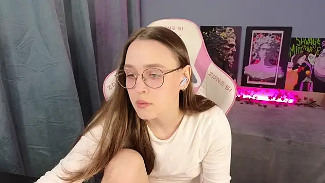 Snapshot of Sweet_frosti chatting on June 2026 02:56:02 AM Sweet frosti online show from June 2026 02:56:02 AM