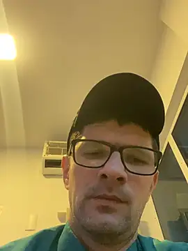 Juliano2289 online show from June 2026 01:31:01 PM