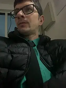 Juliano2289 online show from July 2026 08:37:01 PM