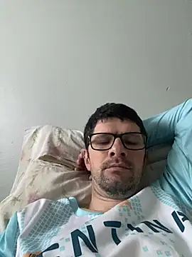 Juliano2289 online show from July 2026 05:39:02 PM