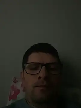 Juliano2289 online show from July 2026 03:03:01 PM