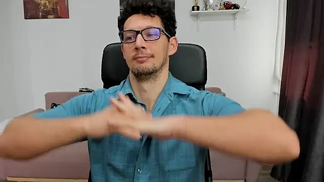 BrutusK08 online show from January 2025 08:36:01 AM