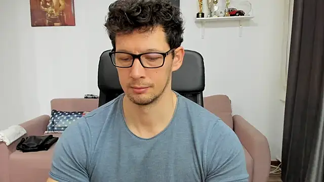 BrutusK08 online show from February 2025 06:25:02 AM