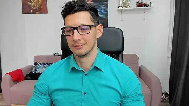 BrutusK08 online show from February 2025 10:07:01 AM