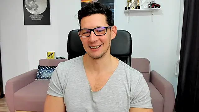 BrutusK08 online show from January 2026 08:19:02 AM