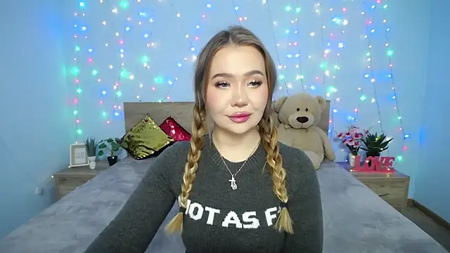 StacyYellig online show from January 2025 08:10:02 PM