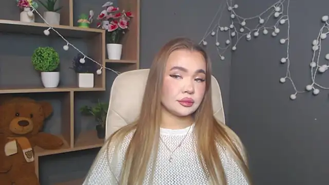 Snapshot of StacyYellig chatting on February 2026 10:13:02 PM StacyYellig online show from February 2026 10:13:02 PM