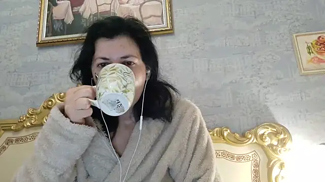 StunnigArt online show from April 2026 01:29:02 AM