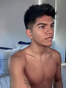 santiago 01 online show from January 2025 09:55:02 PM