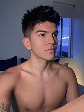 santiago 01 online show from January 2025 10:56:01 PM