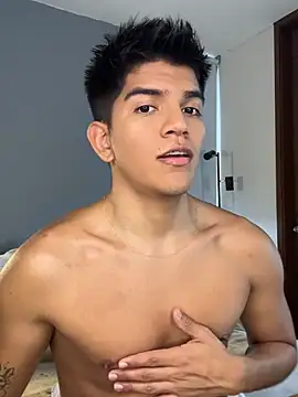 santiago 01 online show from March 2026 09:27:02 PM